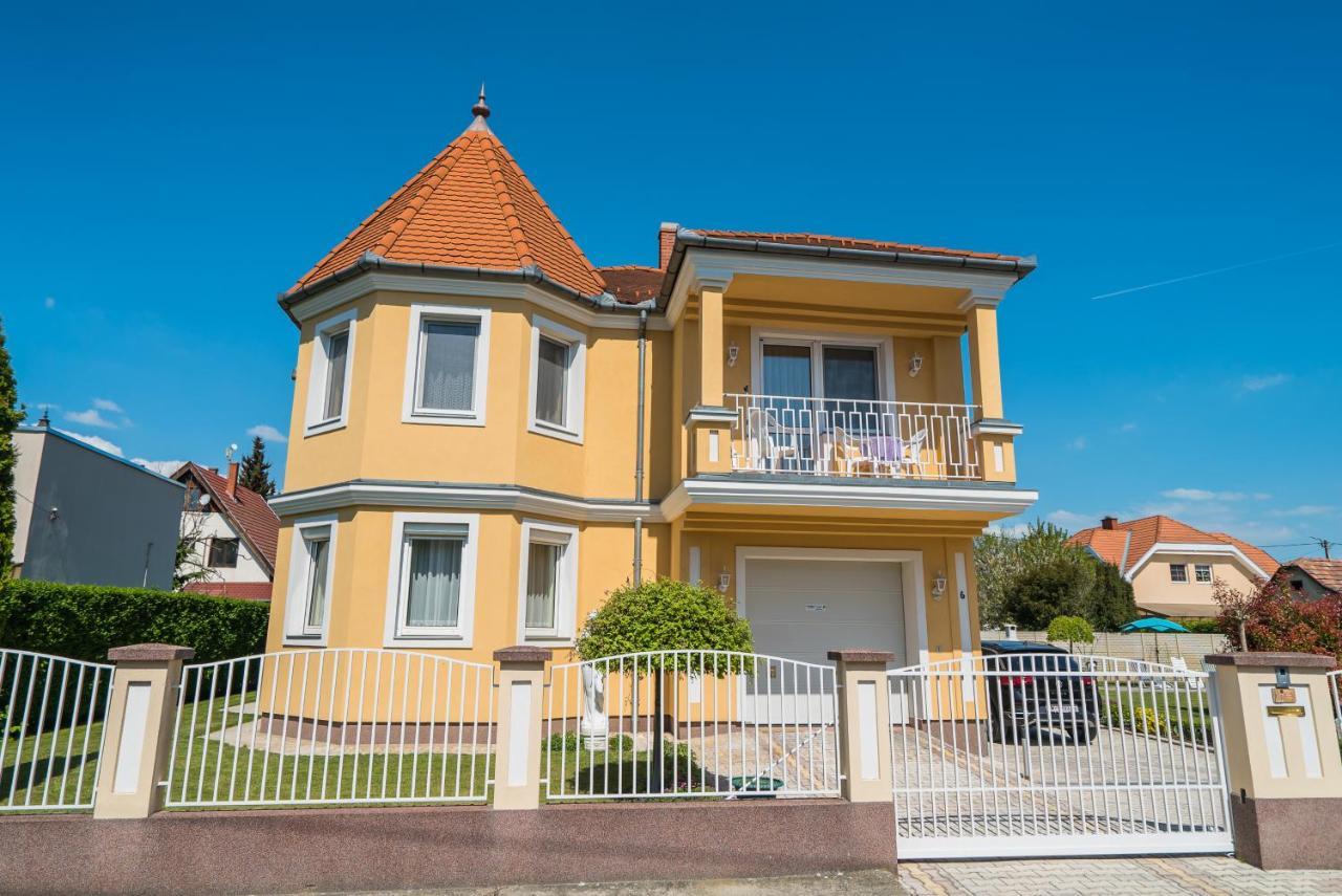 Korponyi Villa Siófok Eksteriør bilde