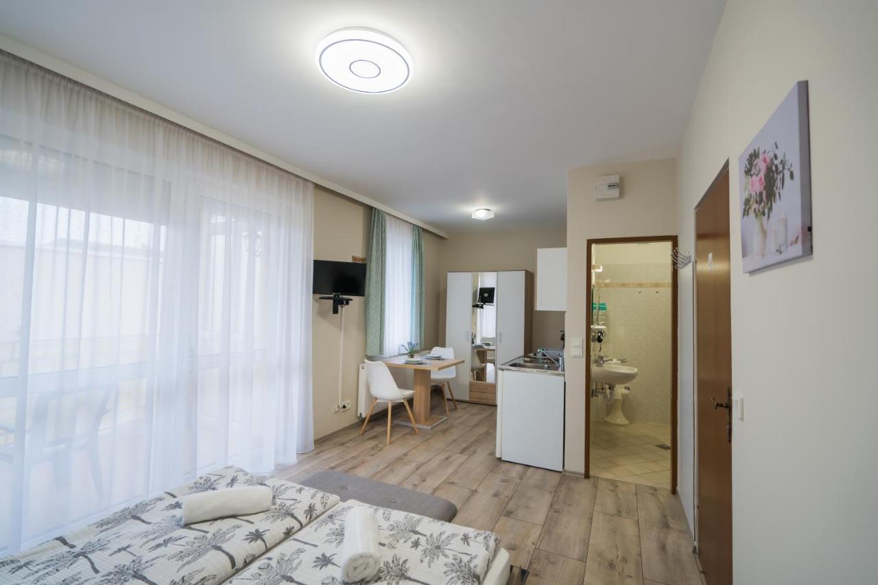 Korponyi Villa Siófok Eksteriør bilde