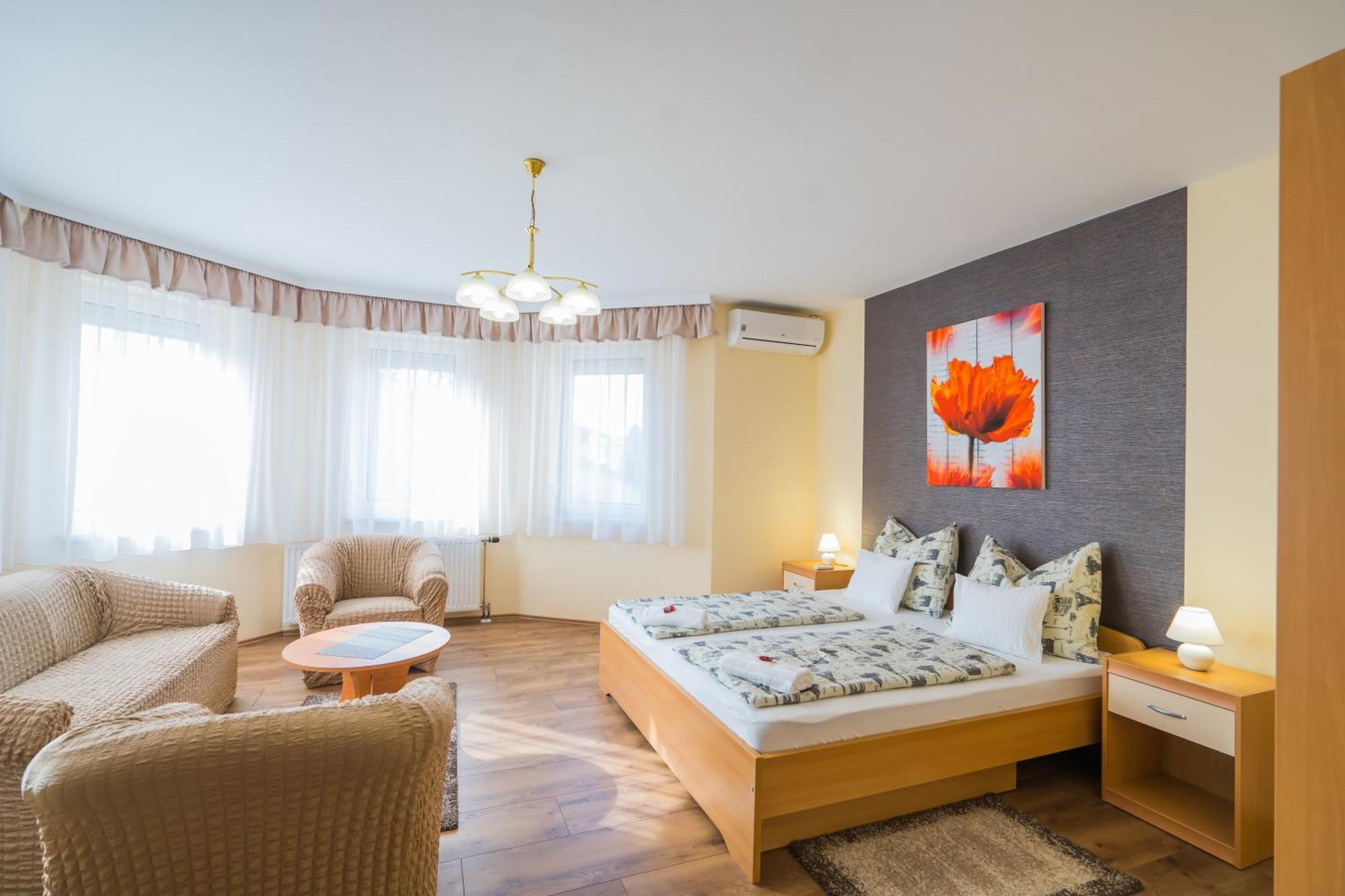Korponyi Villa Siófok Eksteriør bilde